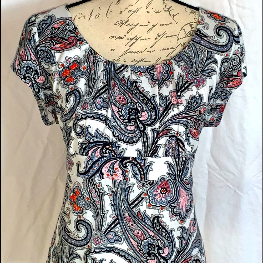 Ann Taylor paisley short sleeved top, size large